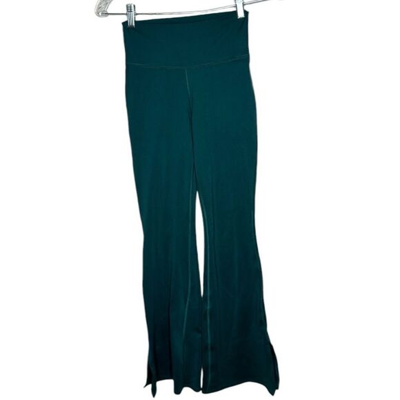 Gilly Hicks Active Recharge High Waist Flare Pants. Size Small. - Picture 1 of 7